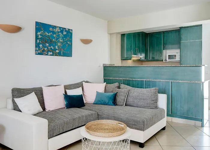 By Interhome